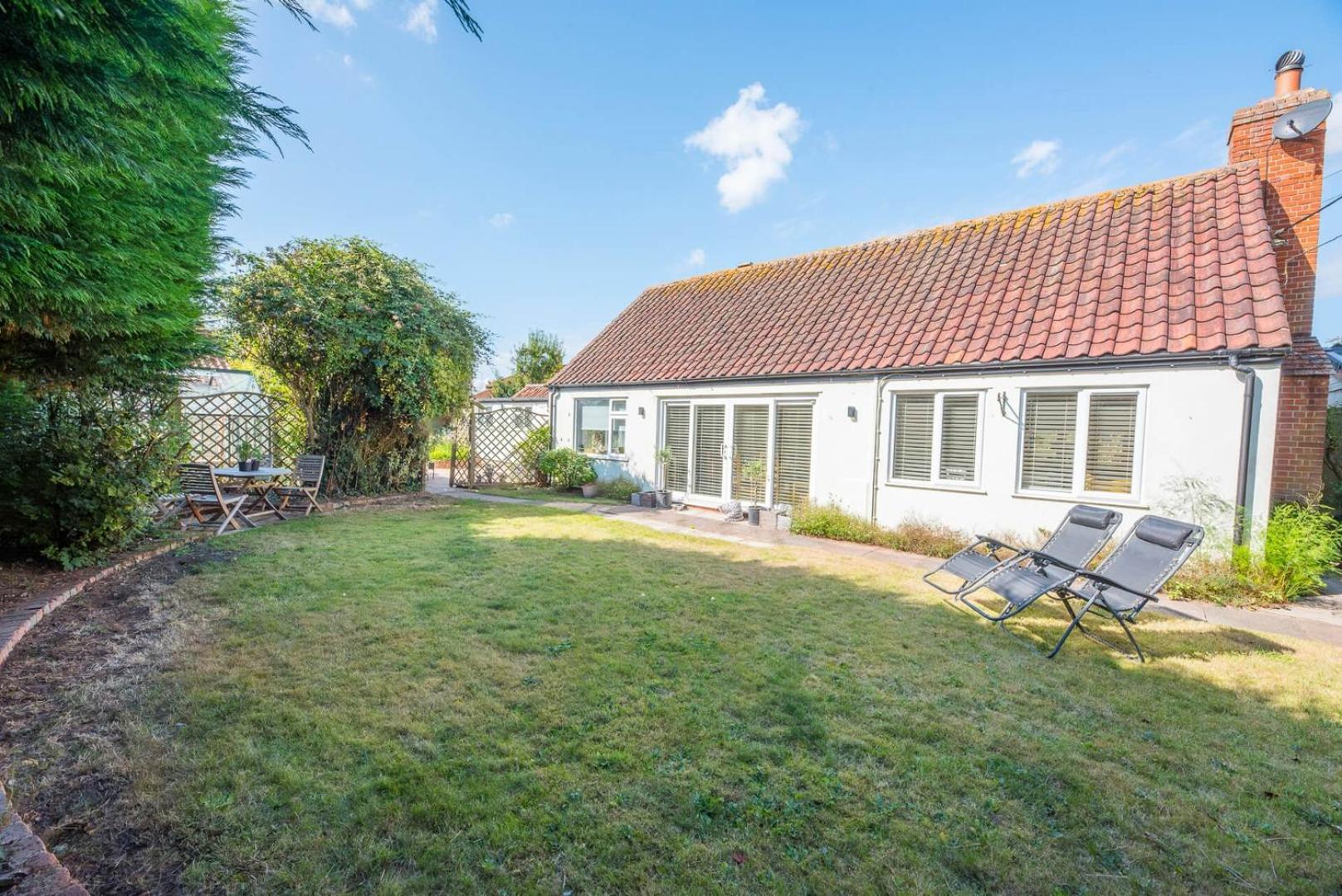 Saxon Cottage, Friston Экстерьер фото